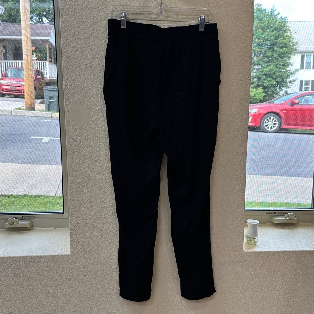 NWT Lascana Black Pull-On Tapered Pants 100% Viscose Size US 8 - Picture 6 of 8